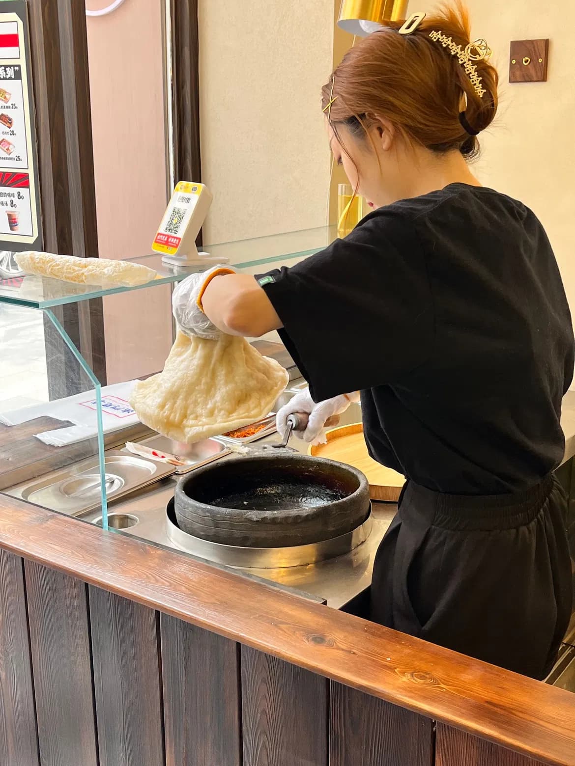 玉林路二喜锅巴糍粑姐姐